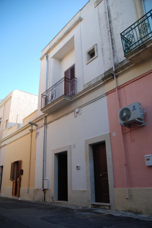 Casa Meravigli Cutrofiano Ngoại thất bức ảnh